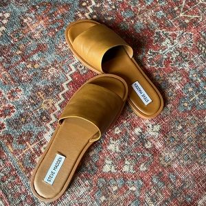 Steve Madden Kaya Sandals. Cognac. Size 8.